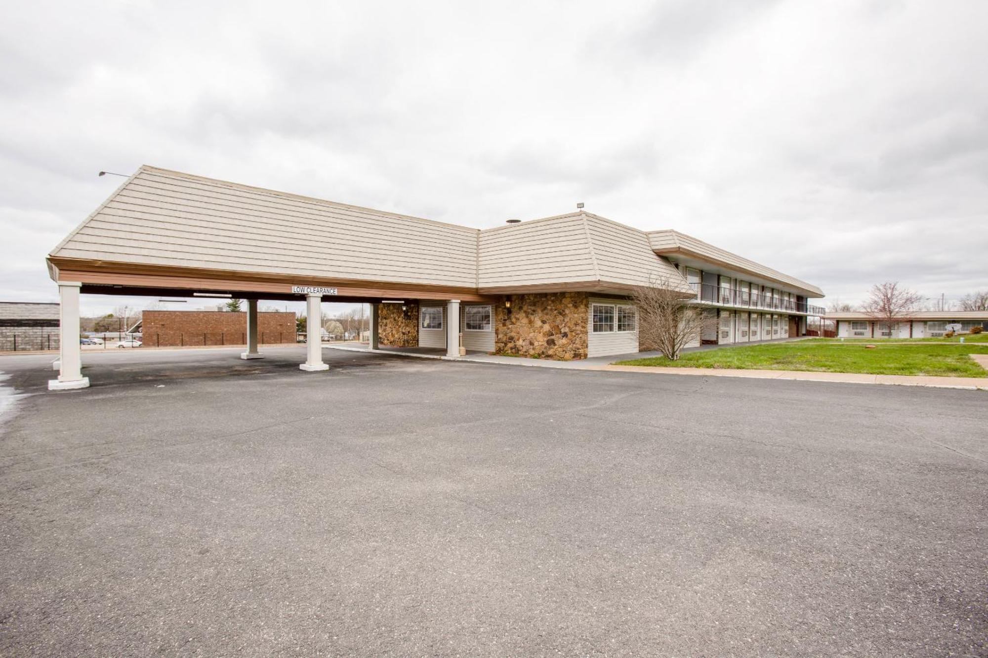 Oyo Hotel Lebanon Mo I-44 Exterior foto